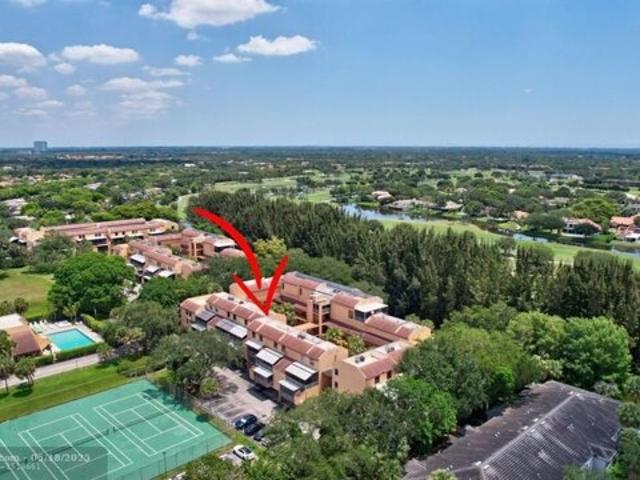 Condo for sale in Plantation