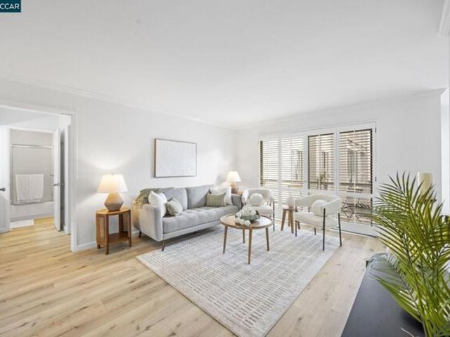 Condo for sale in Emeryville, California