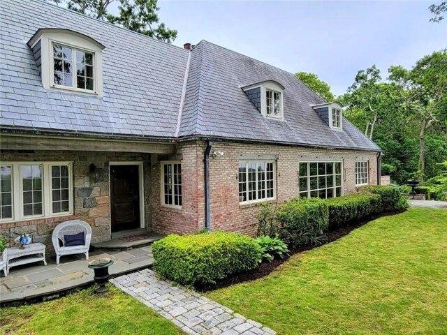 House for sale in Wakefield, South Kingstown