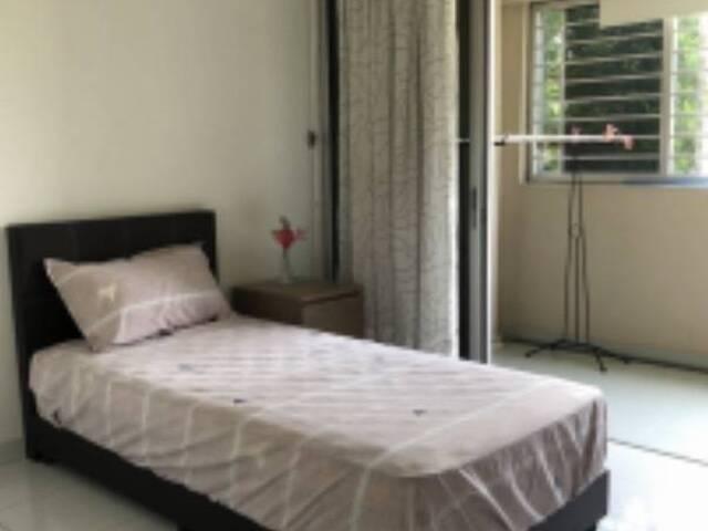 Room for rent