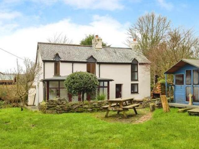House for sale in Lamellion, Cornwall