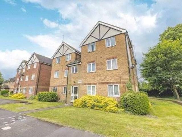 Apartment for rent in Slough