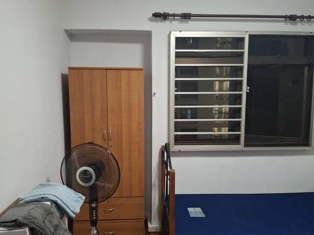 Room for rent