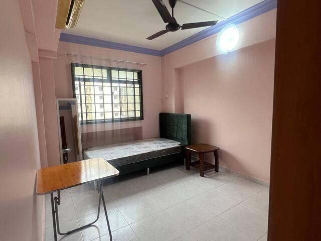 Room for rent in Sengkang, 19 North East, Hougang