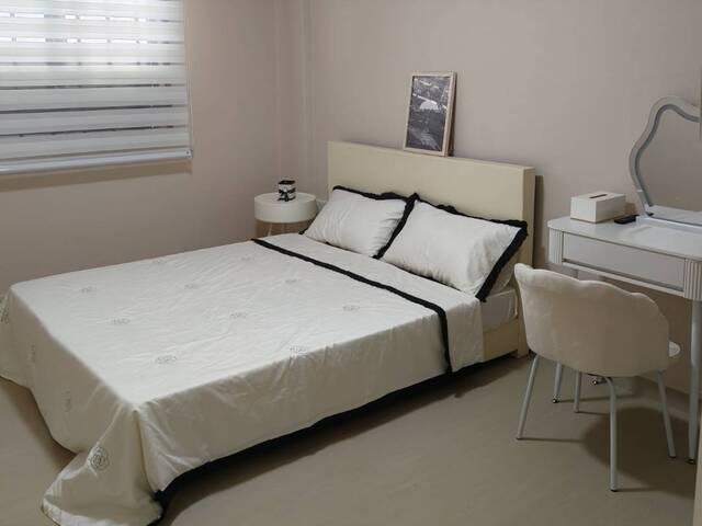 Room for rent in Thomson