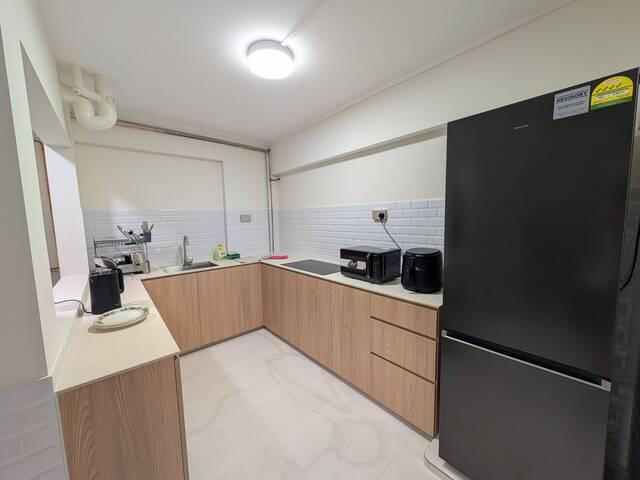 Room for rent in Yunnan, Singapore