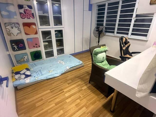 Room for rent