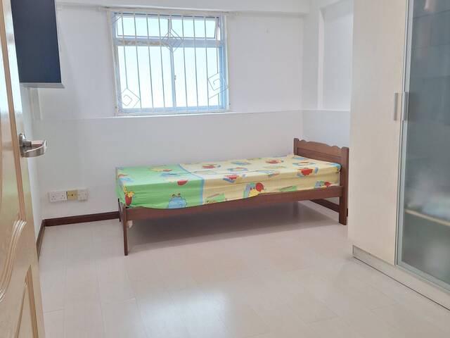Room for rent