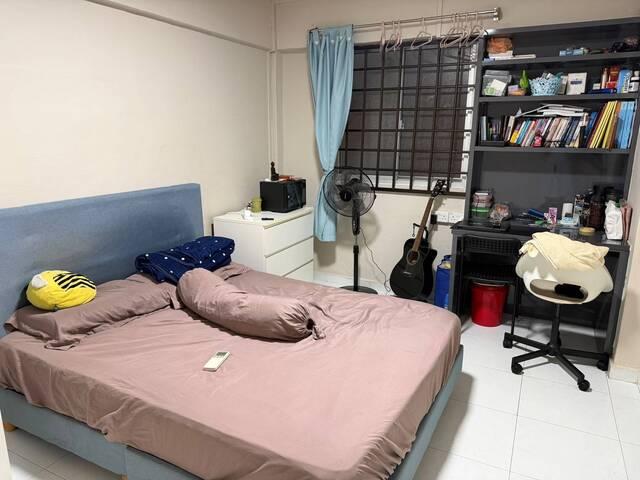 Room for rent in Lorong Ah Soo, Singapore