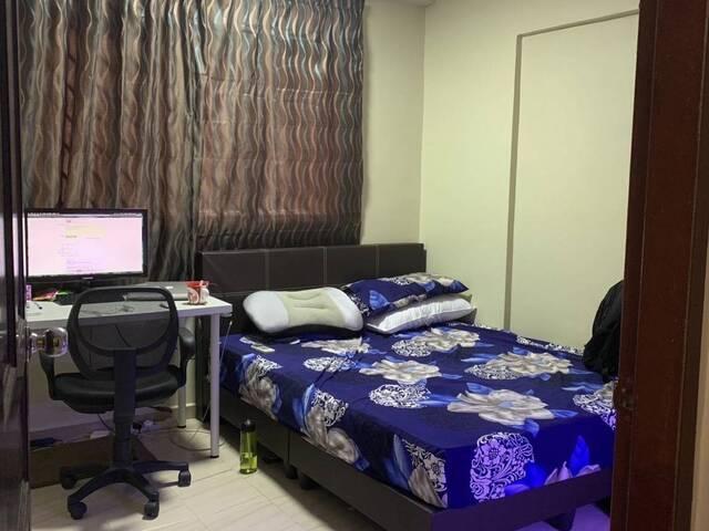 Room for rent in Bendemeer, Singapore