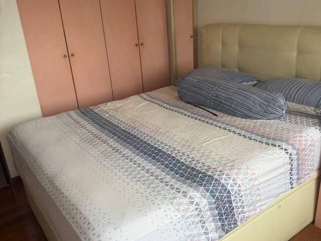 Room for rent