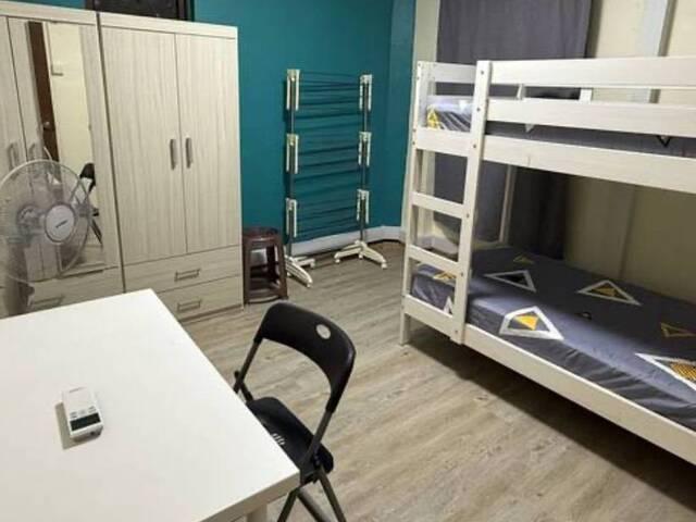 Room for rent