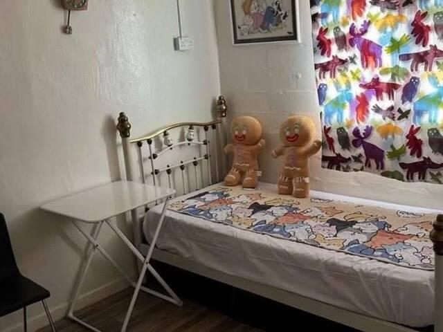 Room for rent