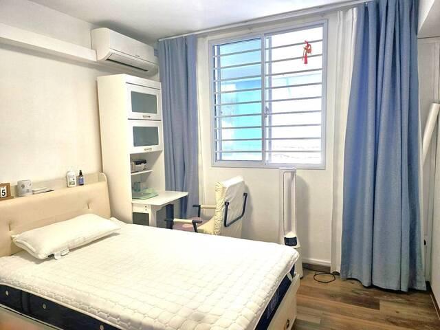 Room for rent
