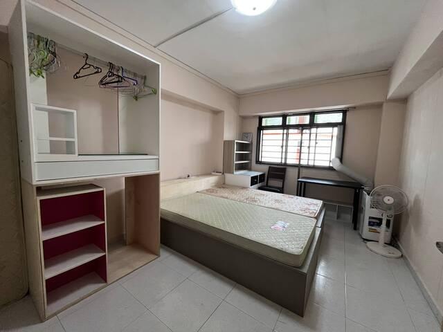 Room for rent