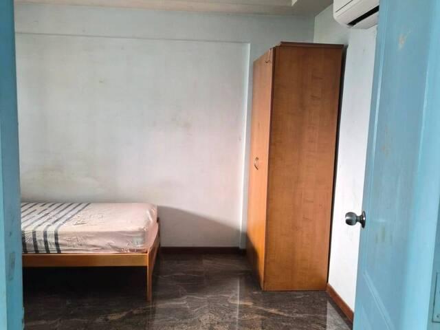 Room for rent in Bukit Gombak, Singapore