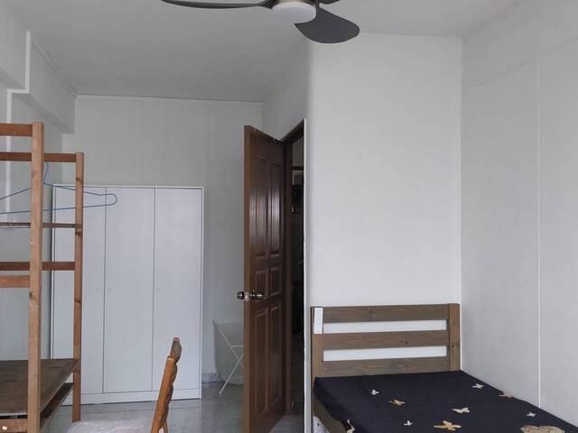 Room for rent
