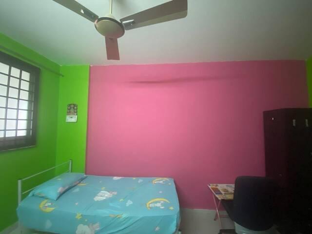 Room for rent