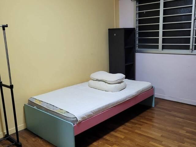 Room for rent
