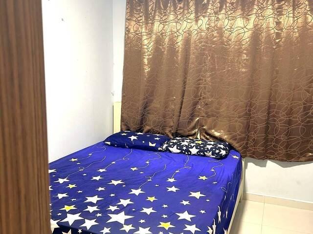 Room for rent in Telok Blangah