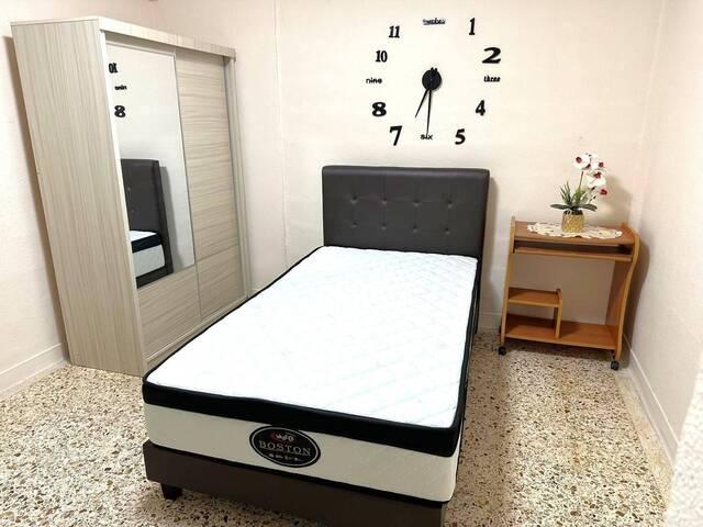 Room for rent