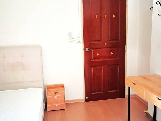 Room for rent