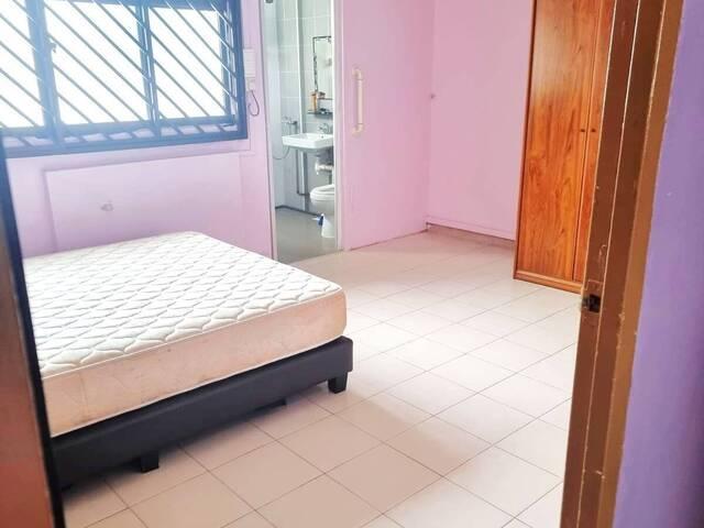 Room for rent