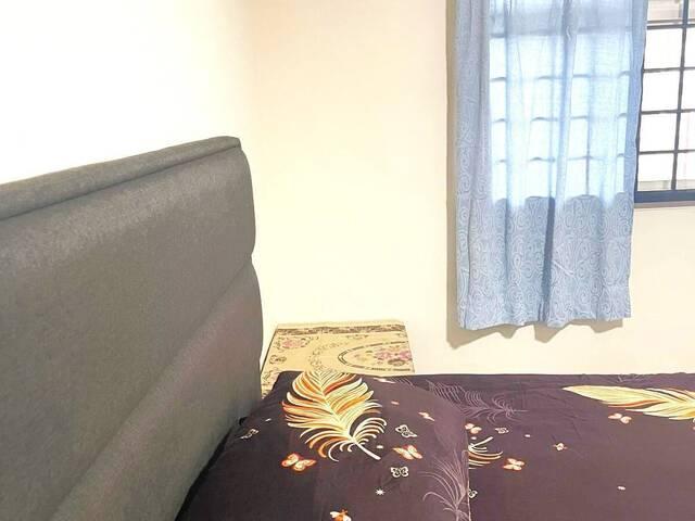 Room for rent in Teban Gardens, Singapore