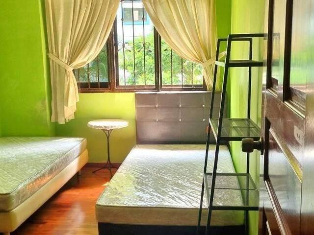Room for rent