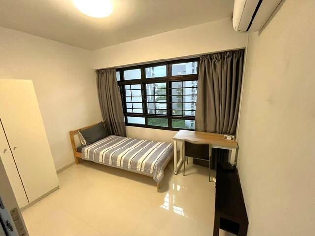 Room for rent