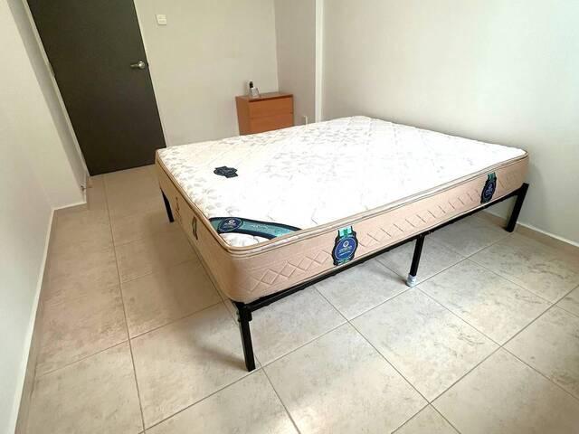 Room for rent in Anchorvale, Singapore