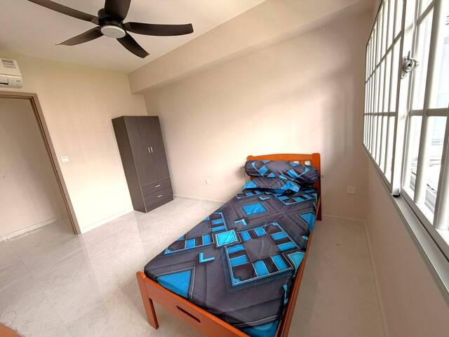 Room for rent