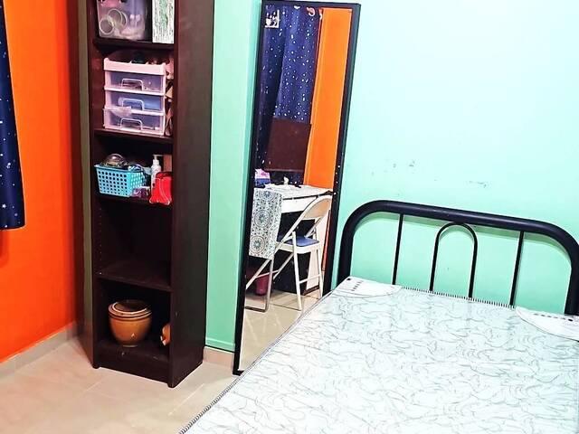 Room for rent