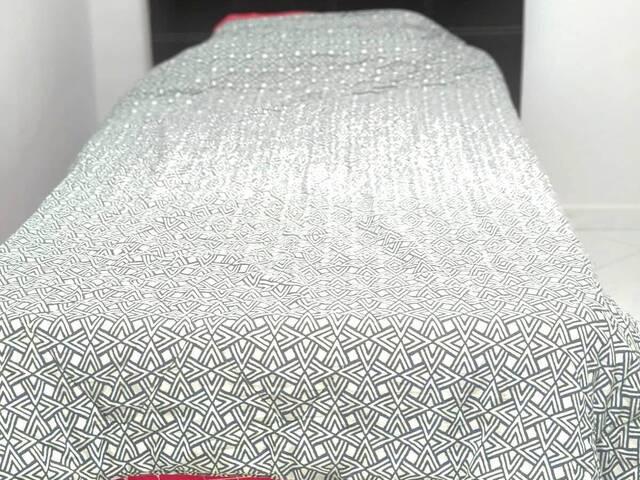 Room for rent in Upper Paya Lebar, Singapore