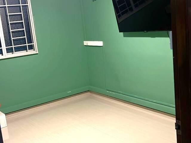 Room for rent in Teban Gardens, Singapore