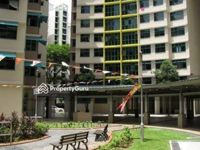 Room for rent in Bukit Panjang, 23 North West