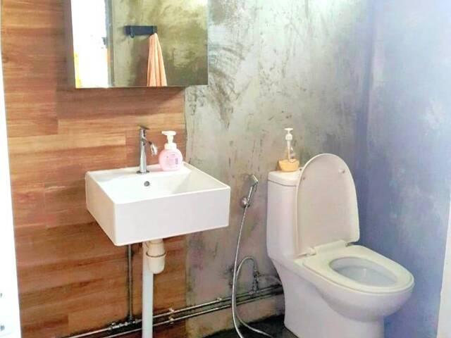 Room for rent in Pasir Ris, 17 Far East, Changi