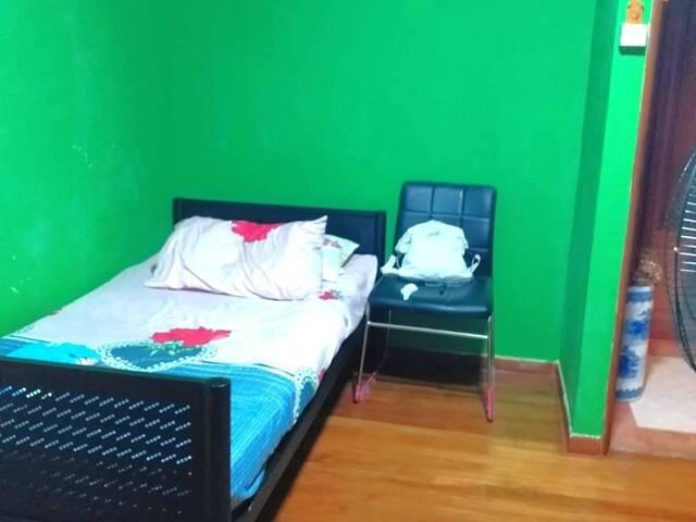 Room for rent
