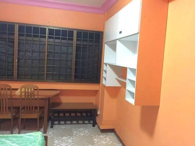 Room for rent in Saujana, Singapore