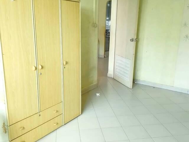 Room for rent in Hougang