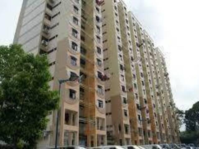 Room for rent in Telok Blangah