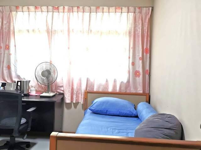 Room for rent