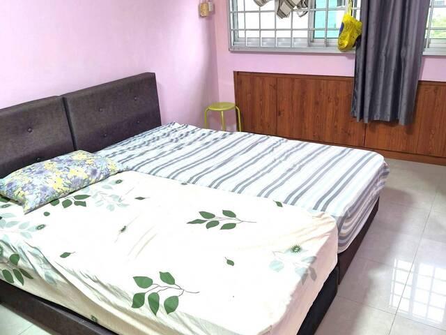 Room for rent in Yunnan, Singapore
