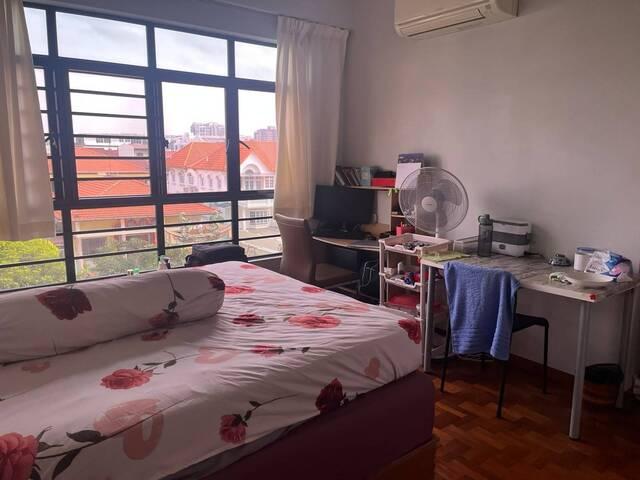 Room for rent in Kembangan, Singapore