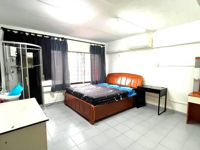 Room for rent in Tanjong Pagar