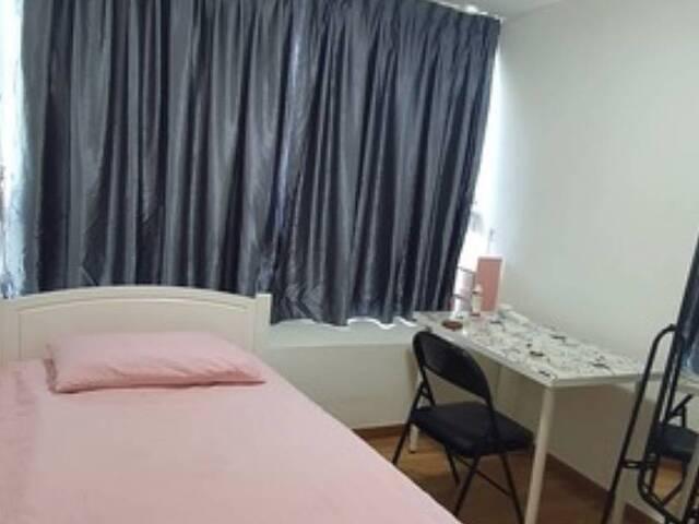 Room for rent