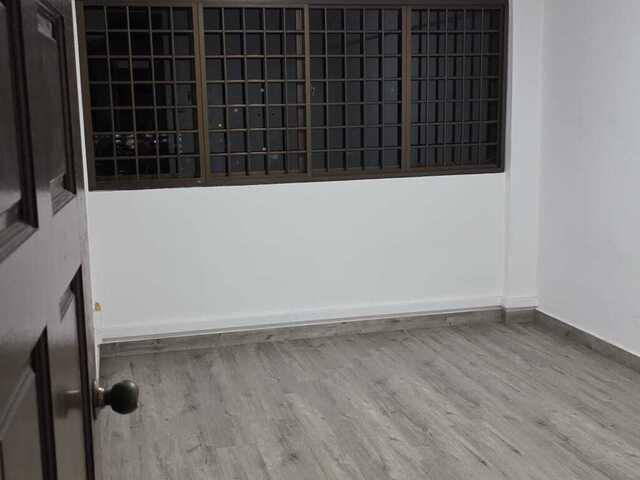 Room for rent in 23 North West