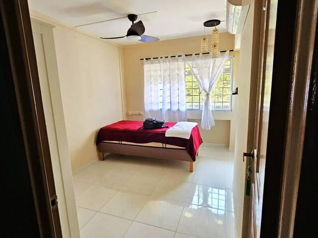 Room for rent in Alexandra Road