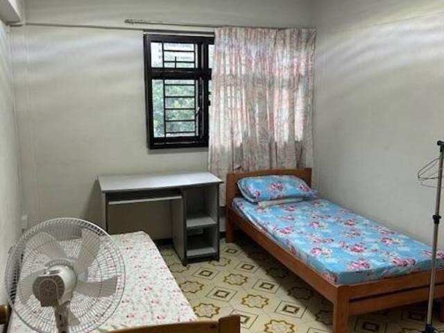 Room for rent in Chai Chee