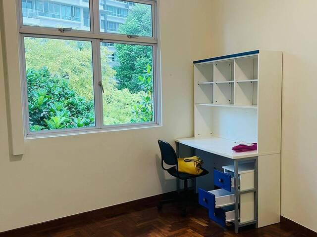 Room for rent in Pasir Ris, 17 Far East, Changi